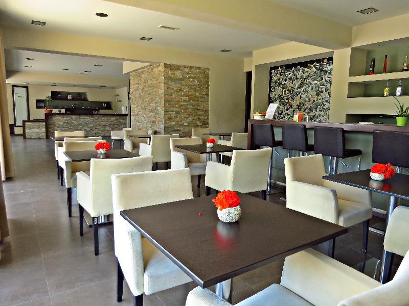 Maritime Hotel Apartments Petaloudes Экстерьер фото
