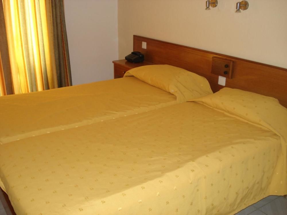 Maritime Hotel Apartments Petaloudes Экстерьер фото
